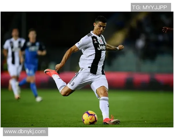 足球球星精彩绝伦进球瞬间 让人目不转睛的视觉盛宴